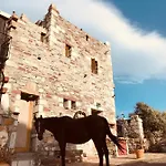 Guest house Castle Rizaraki