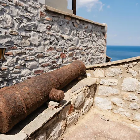 Gæstehus Castle Rizaraki