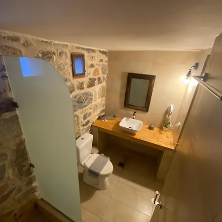 Castle Rizaraki Guest house 4*