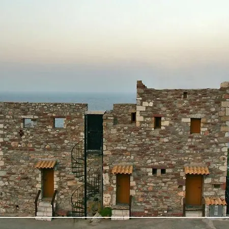 Castle Rizaraki Gæstehus 3*