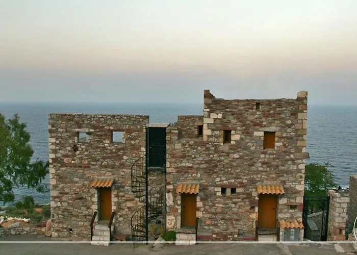 Castle Rizaraki Πανσιόν 3*